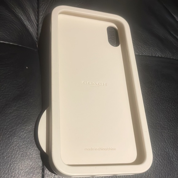 Coach iPhone XR cellphone case - Picture 6 of 6